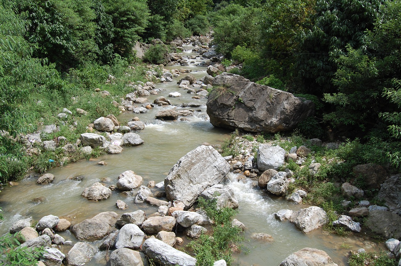 water and stone free photo