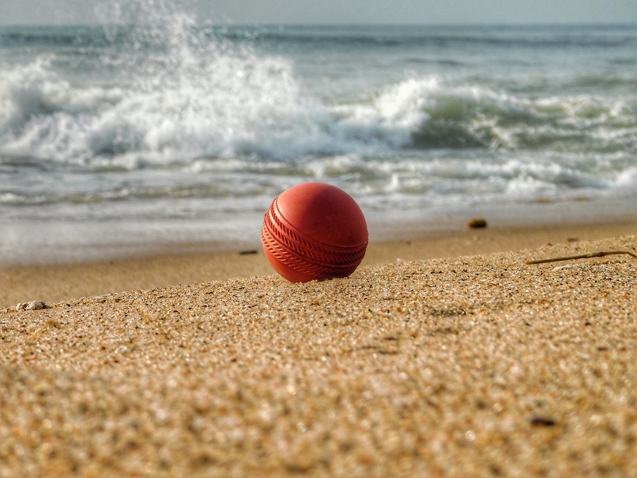 water ball cricket free photo