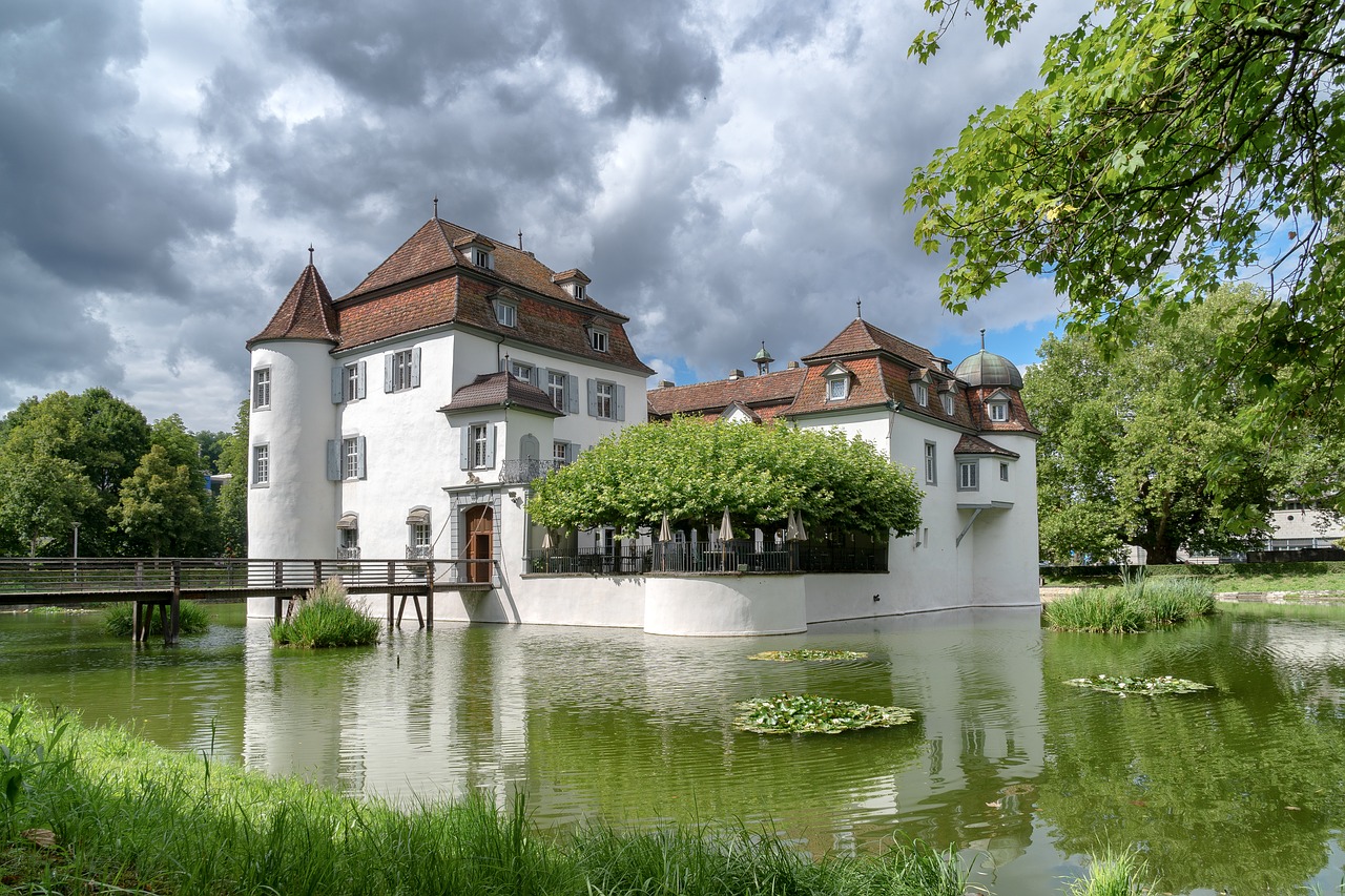 water moated castle historically free photo