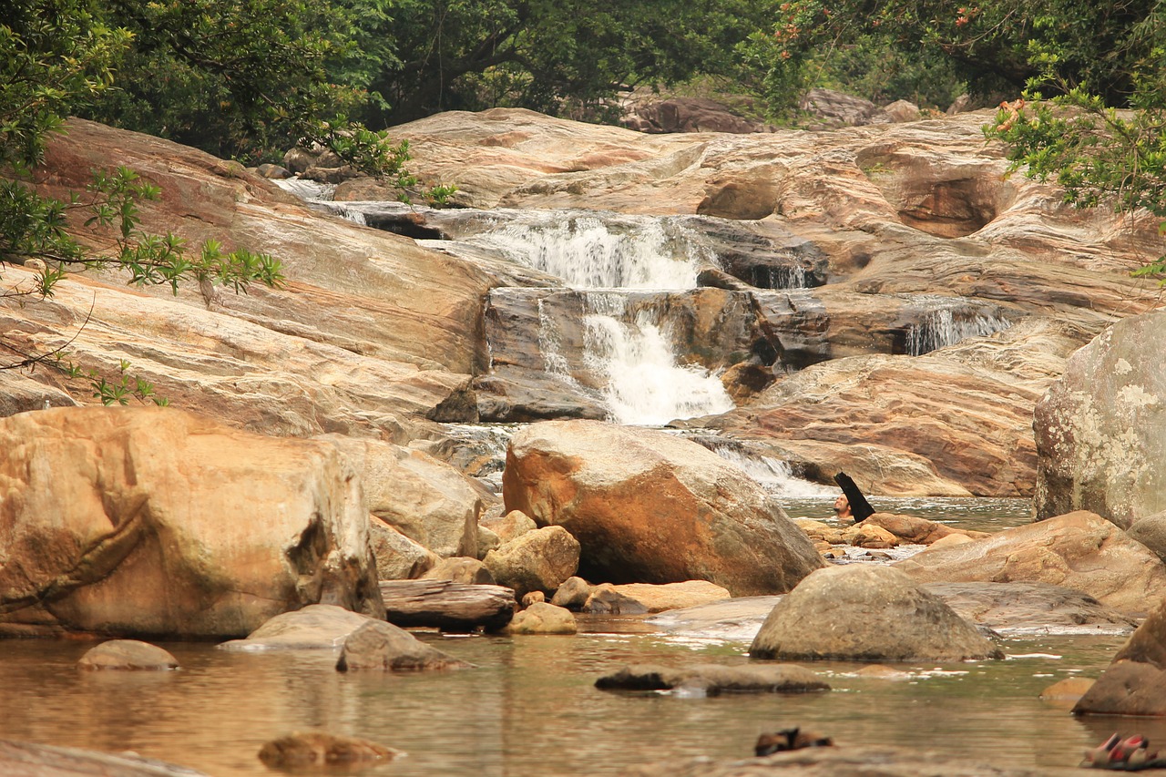 water nature rock free photo