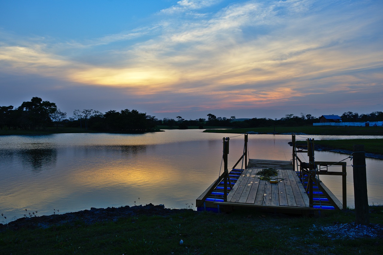 water panoramic lake free photo