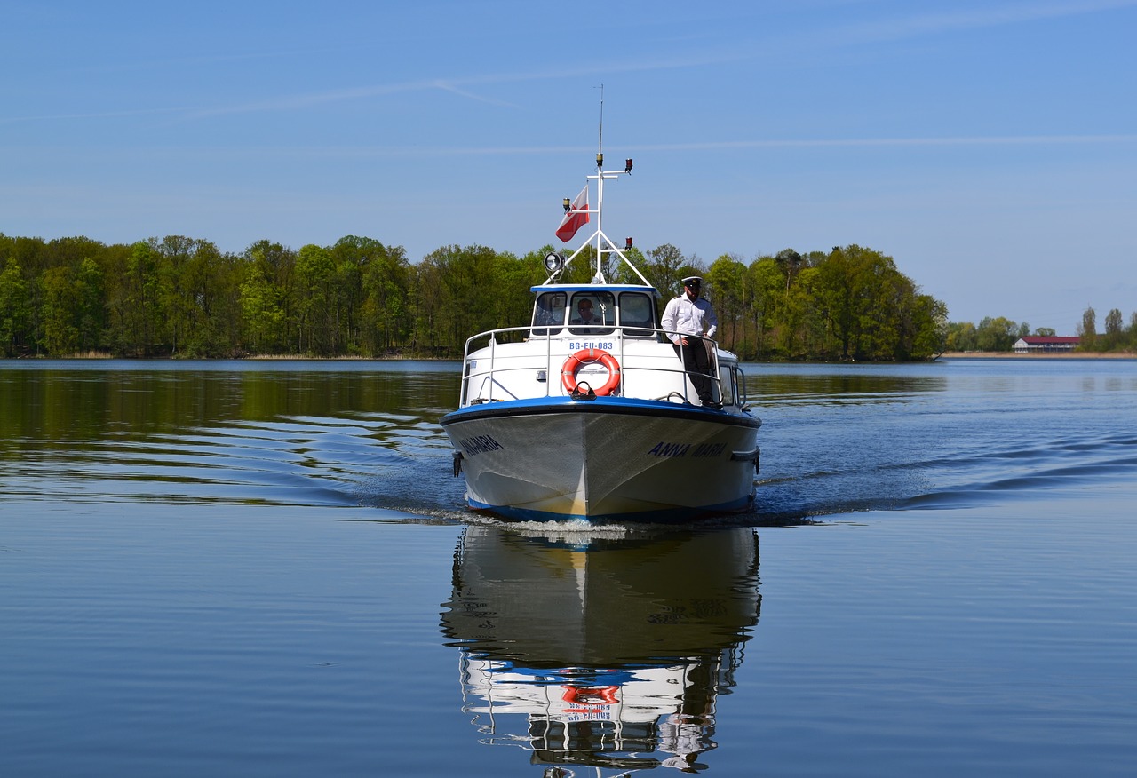 water  ship  tourism free photo