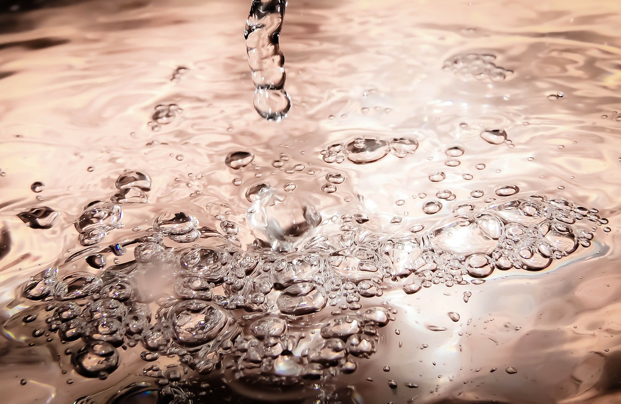 water bubbles macro free photo