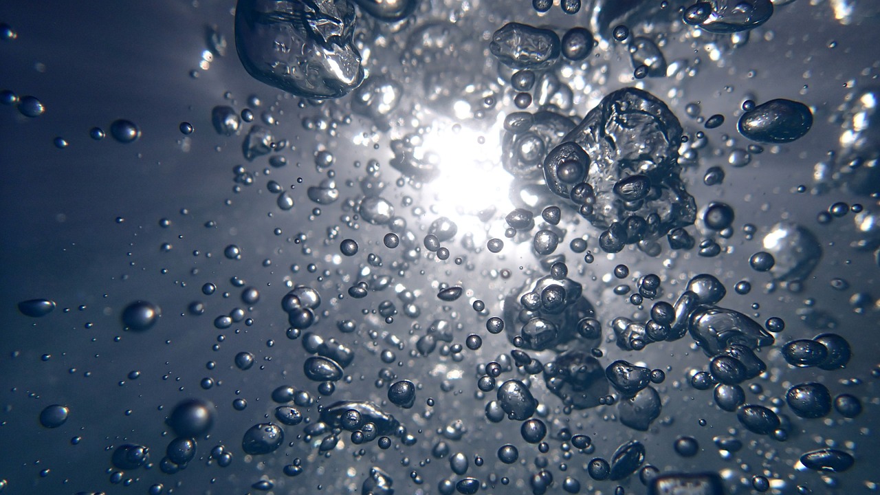 water bubbly water bubbles free photo