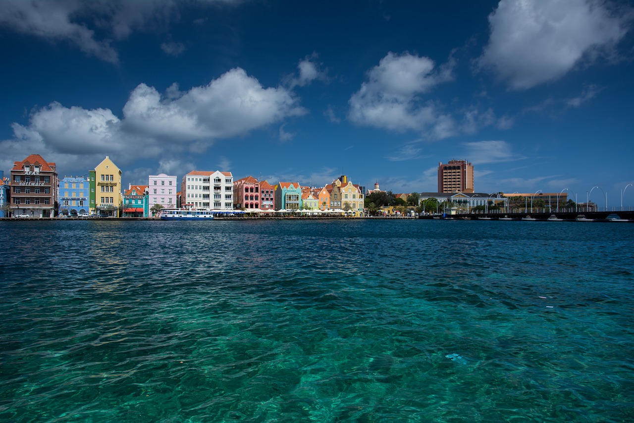 water architecture skyline free photo