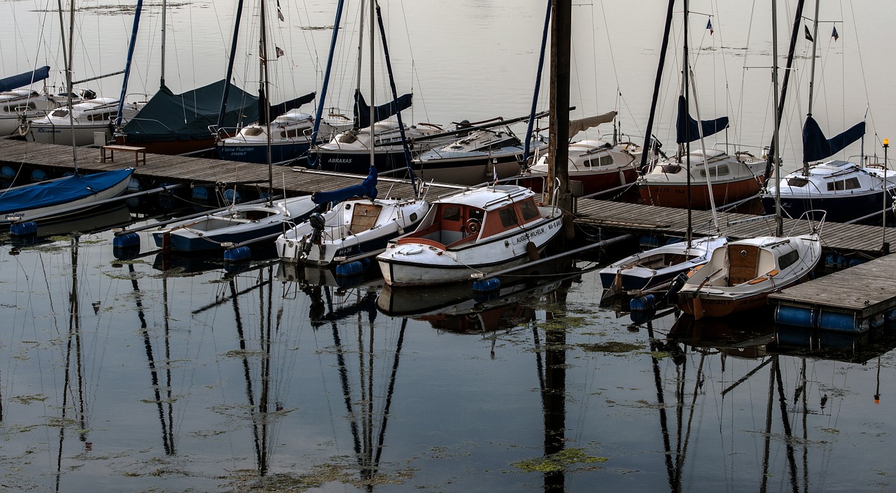 water boats jetty free photo