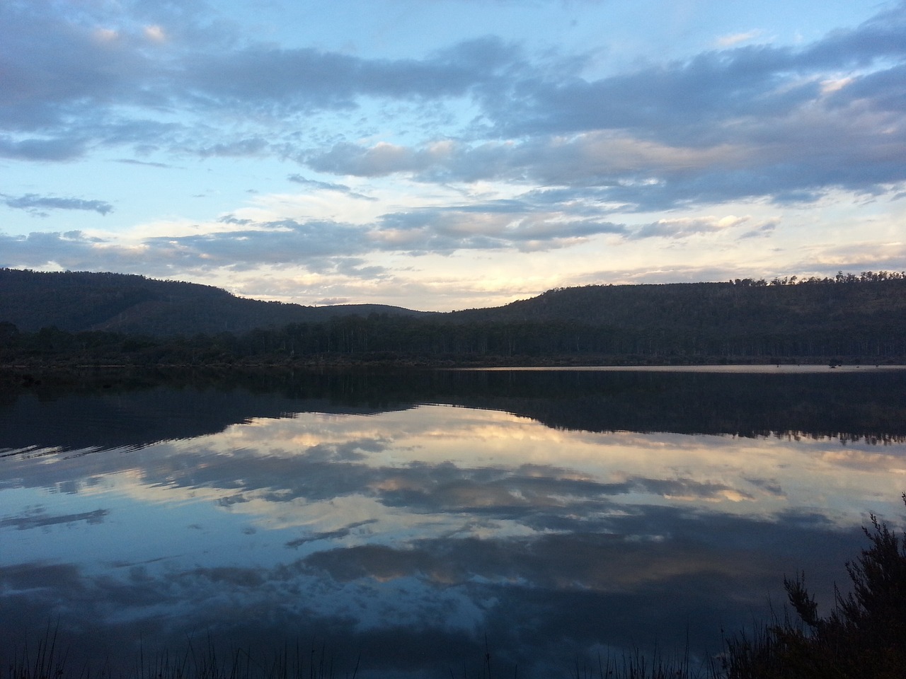 water sky peaceful free photo