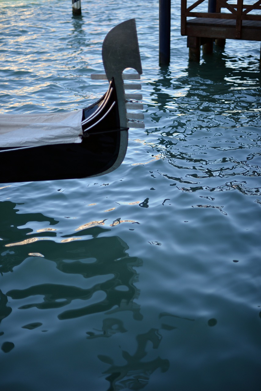 water gondola venice free photo