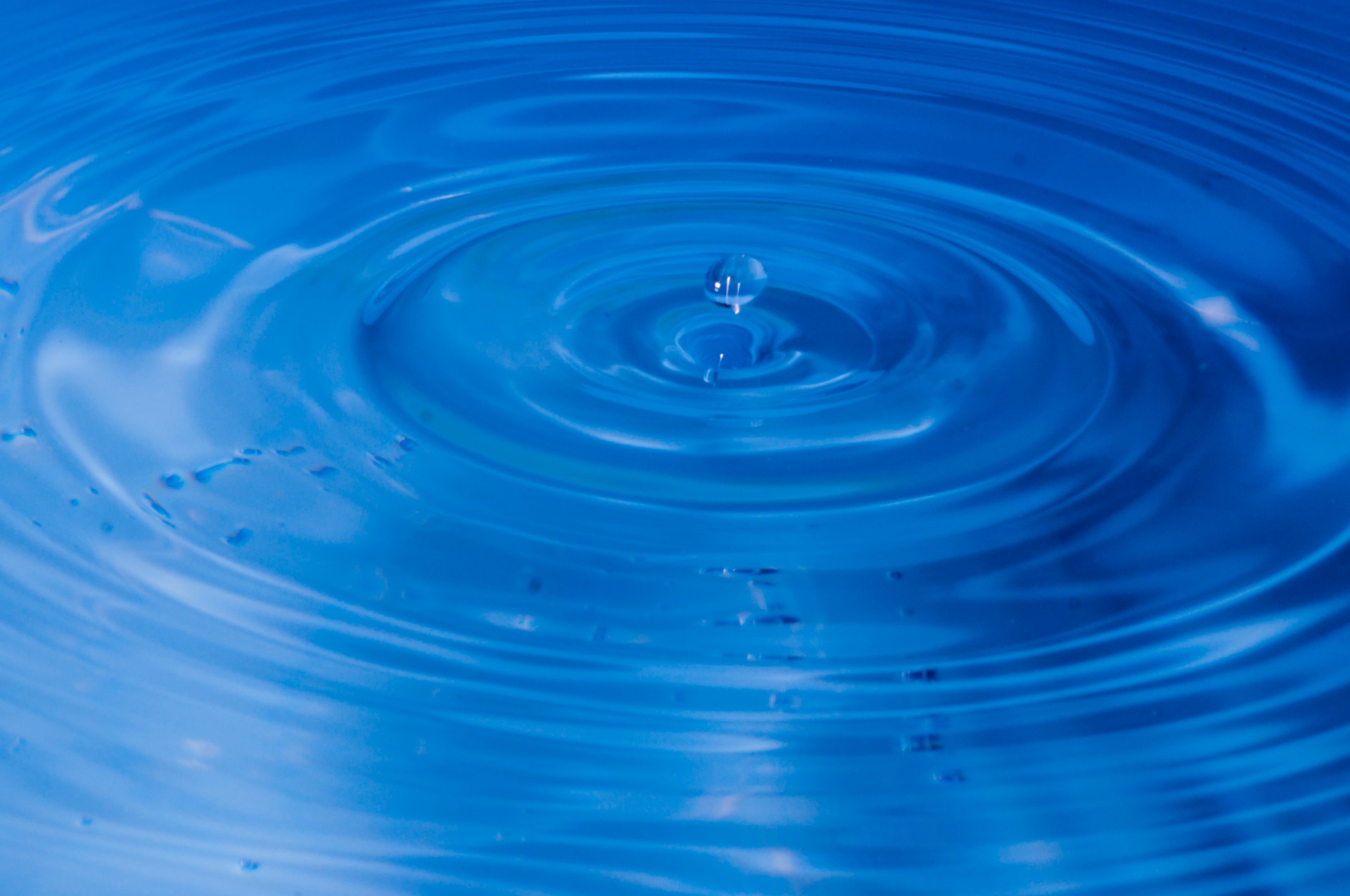 water drop blue free photo