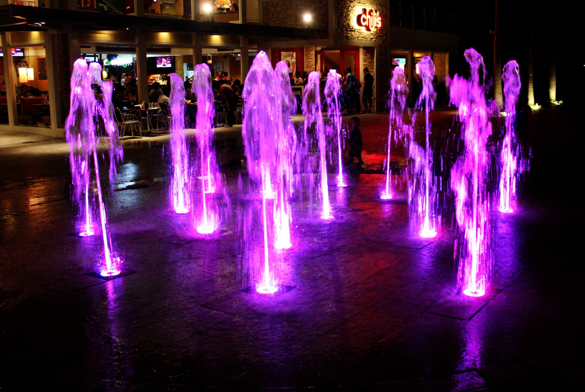 water fountain violet water fountain violet water free photo