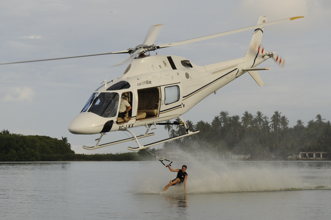 water skiing helicopter extreme free photo