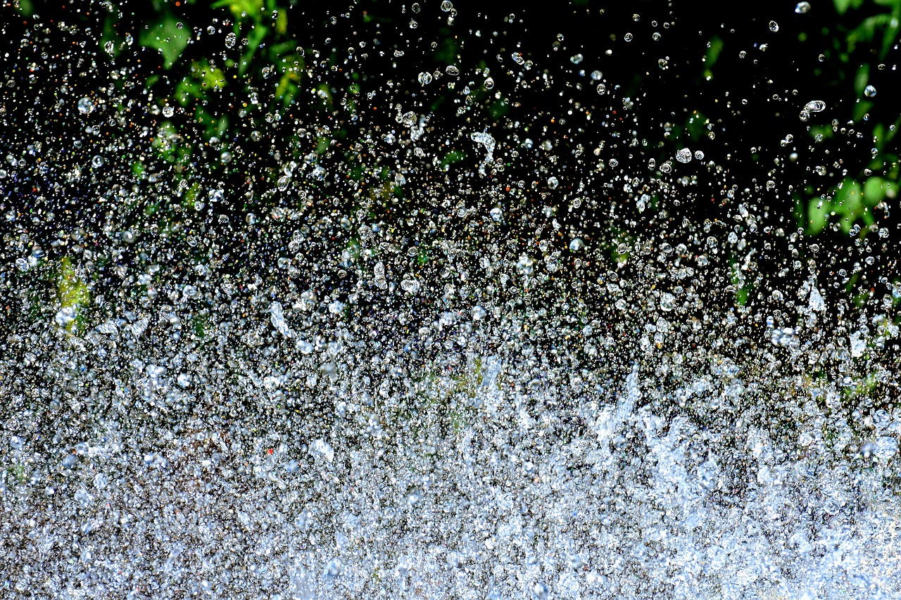 water splashes drop of water inject free photo