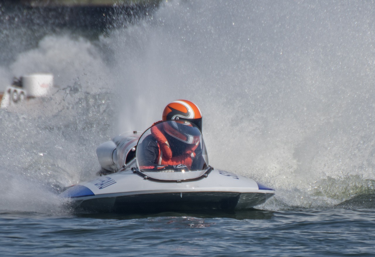 water sports  motor boat race  sport free photo
