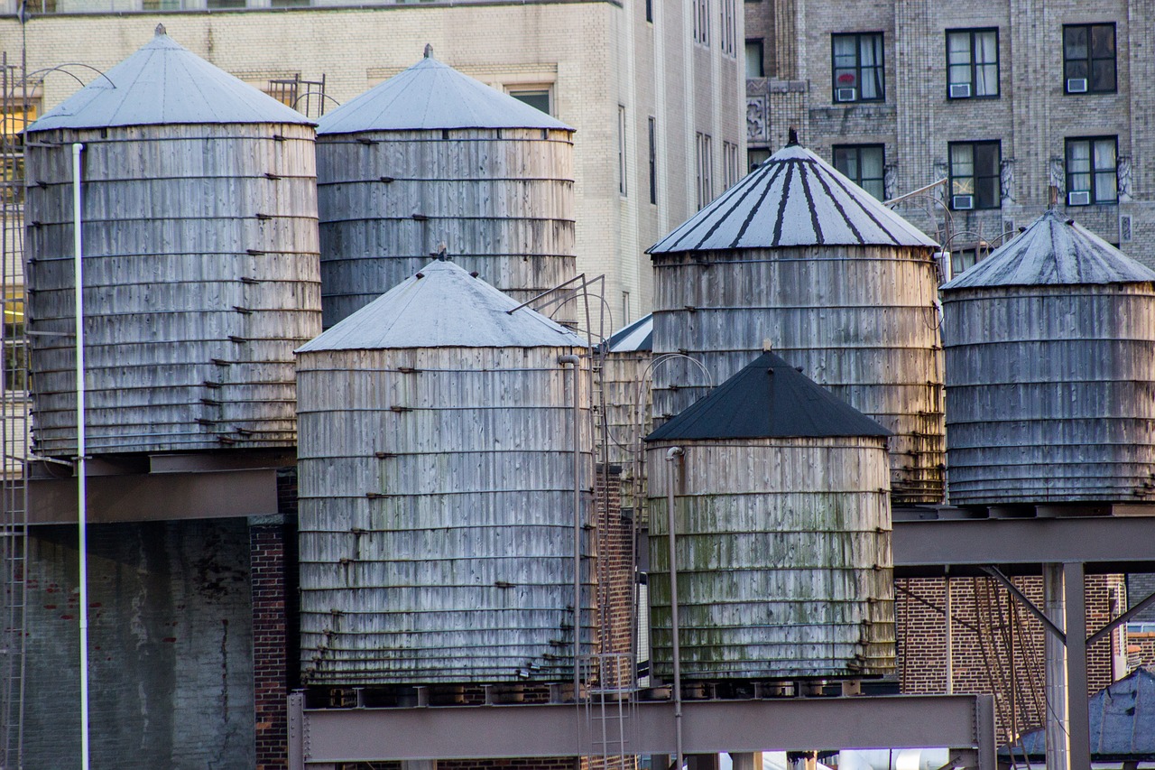 water tank  new york  urban free photo