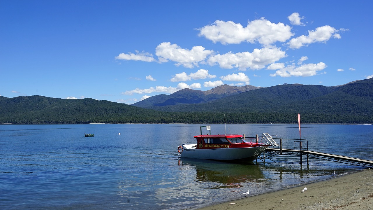 water taxi new zealand boot free photo