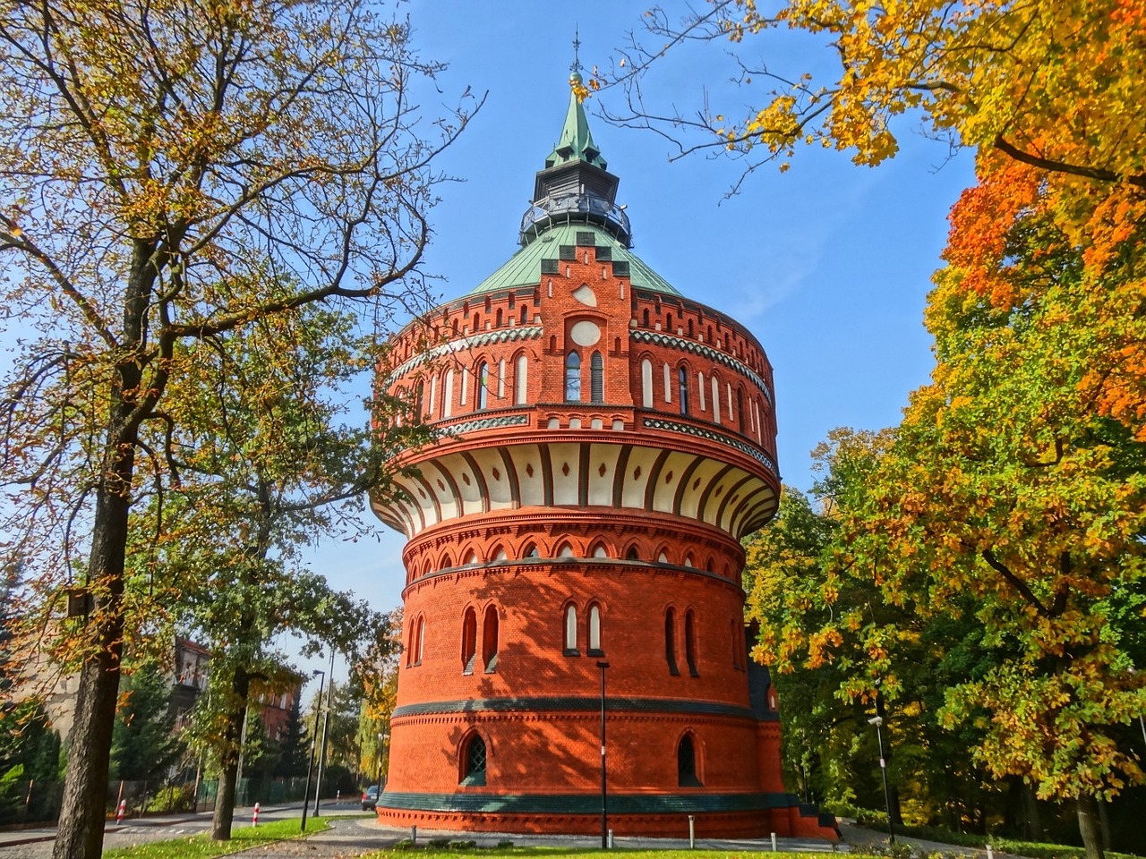 water tower bydgoszcz building free photo