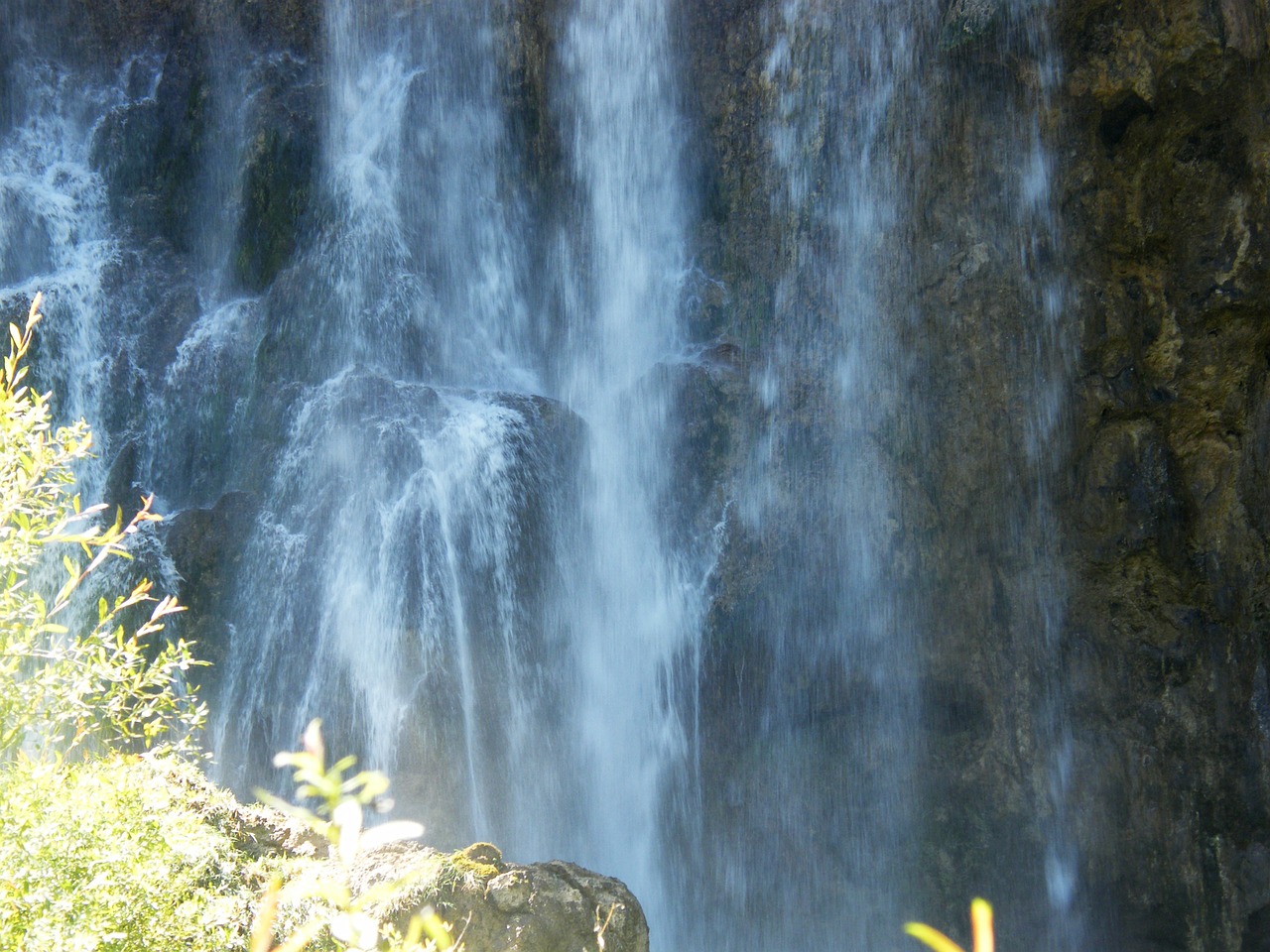water wall spruehwaser waterfall free photo