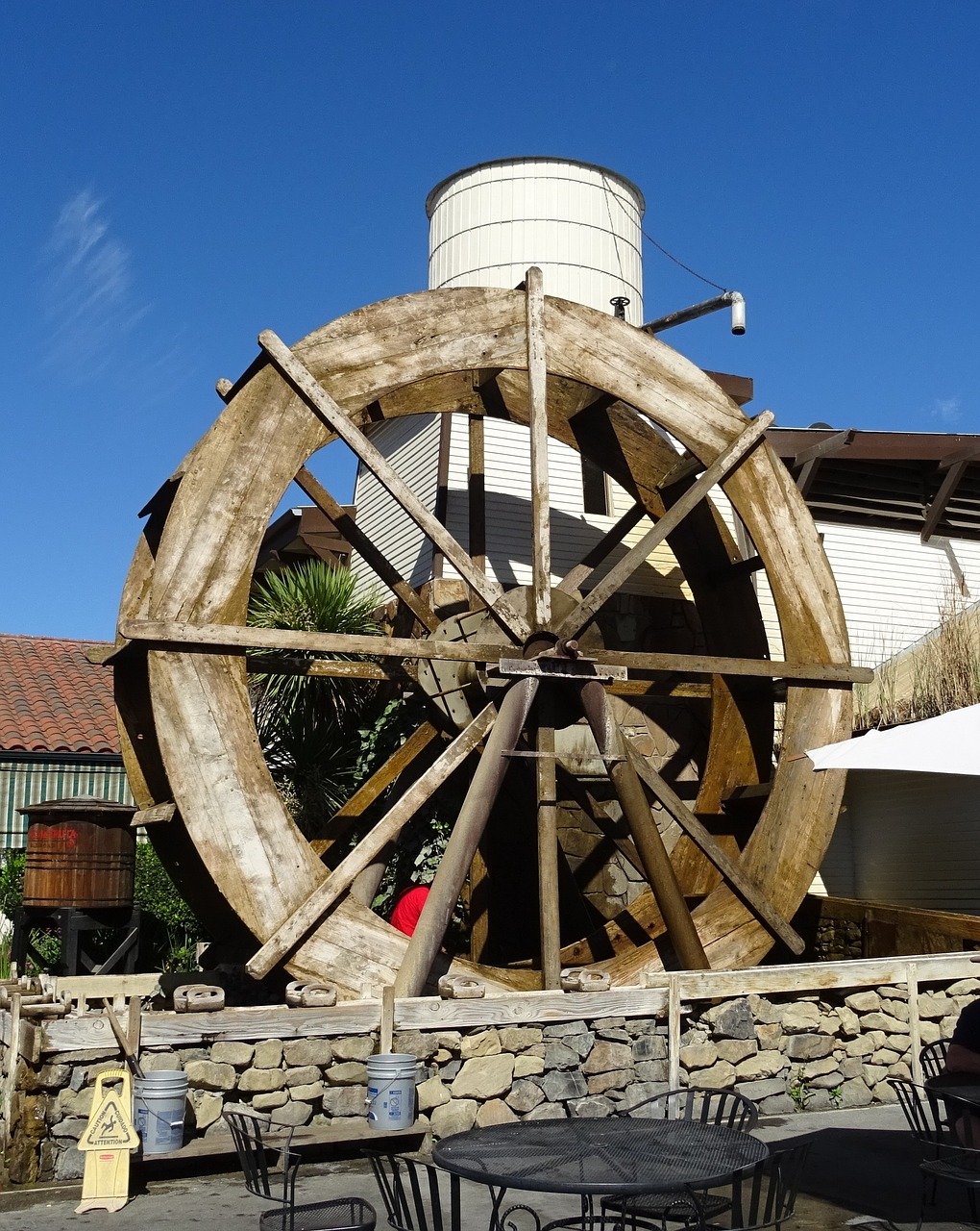 water wheel machine watermill free photo