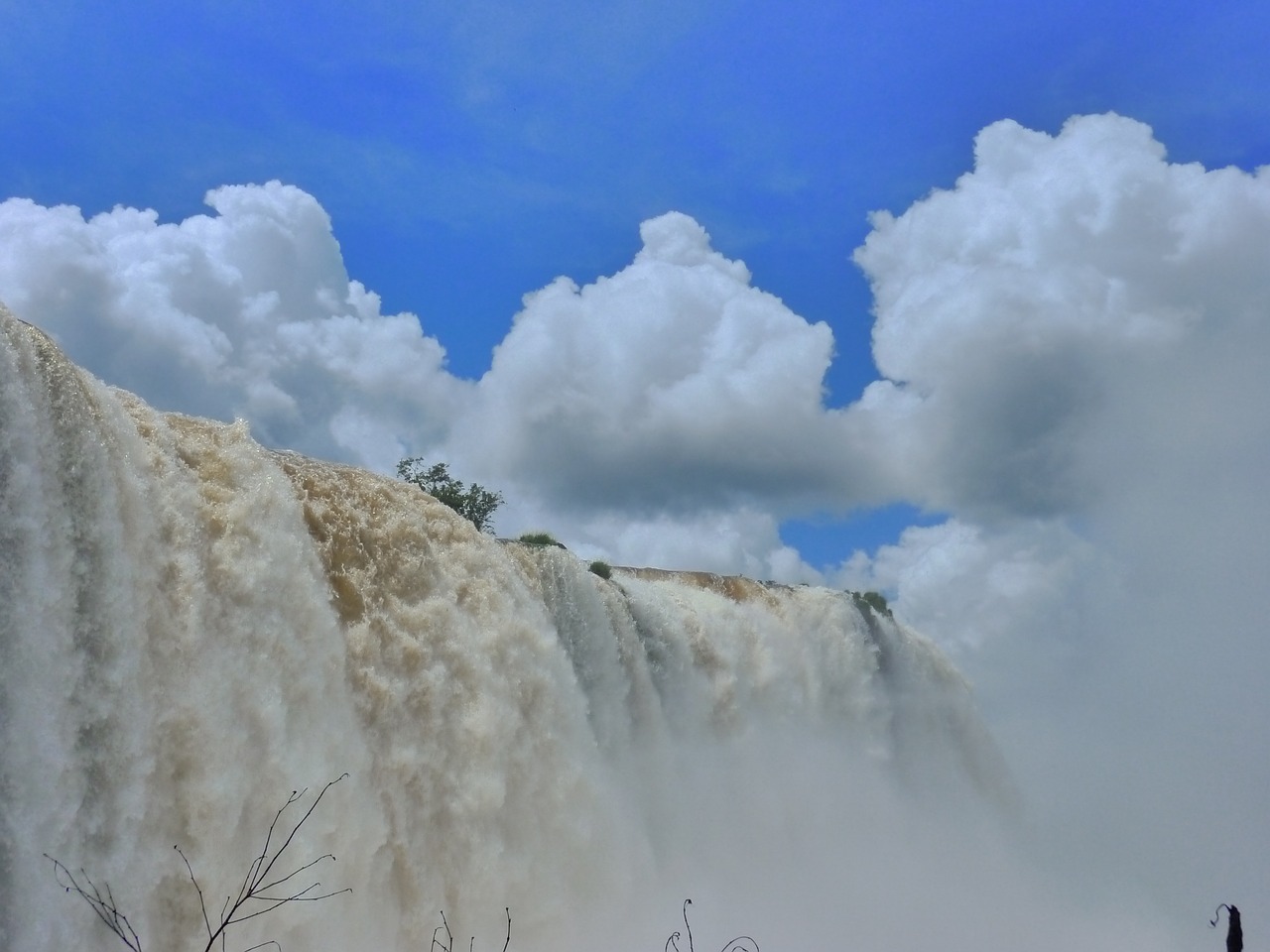 iguazu waterfall argentina free photo