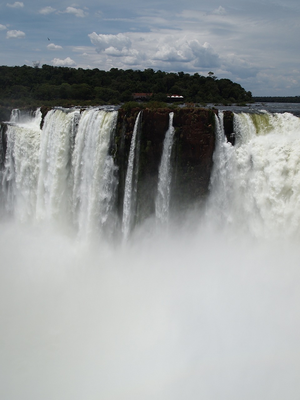 waterfall iguazu falls free photo