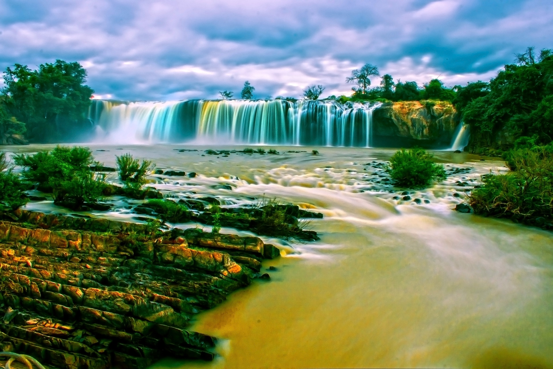 dray nur waterfall waterfall buon me thuot free photo