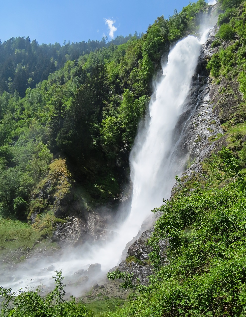 waterfall plunge inject free photo