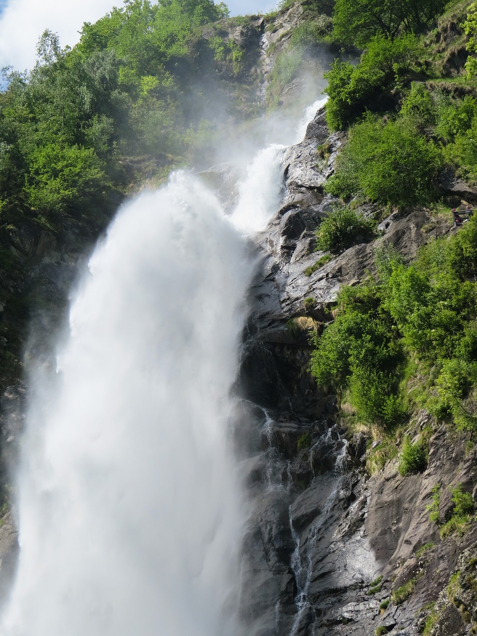 waterfall plunge inject free photo