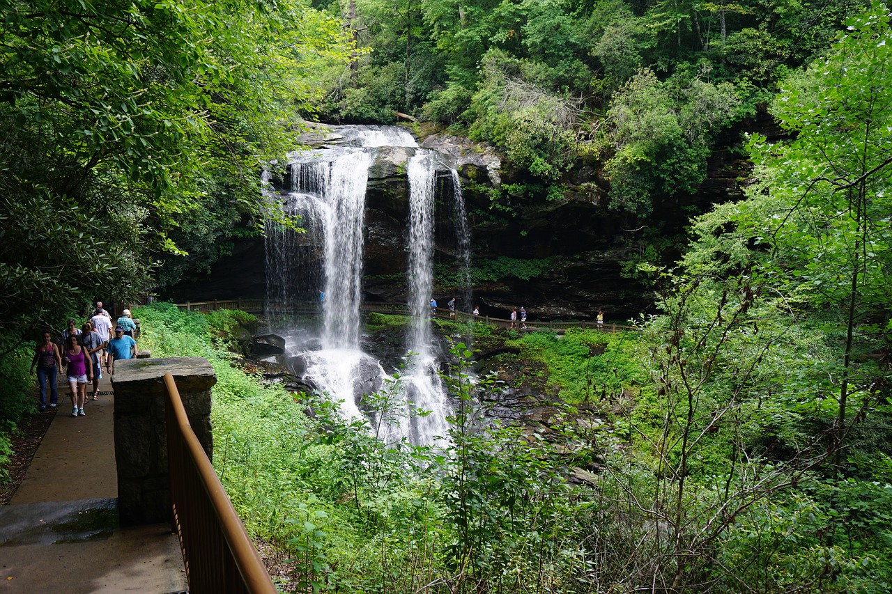 waterfall dry falls north carolina free photo