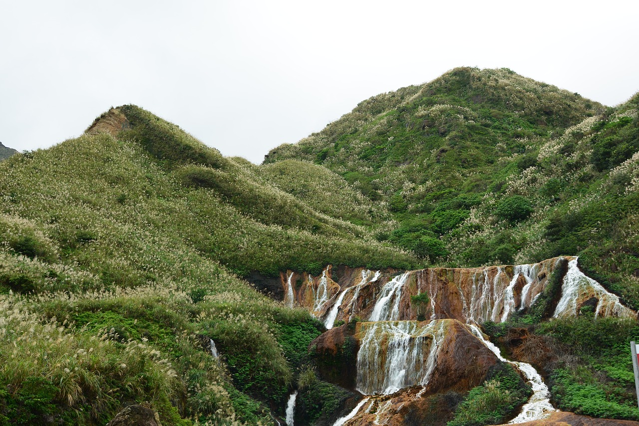 waterfall mountain nature free photo