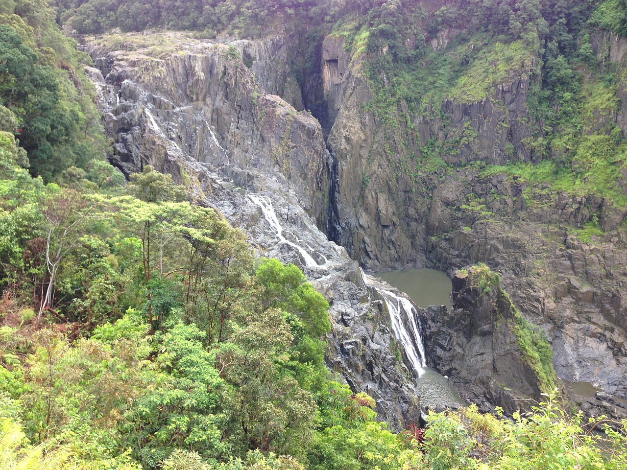 waterfall flowing falls scenic waterfall free photo