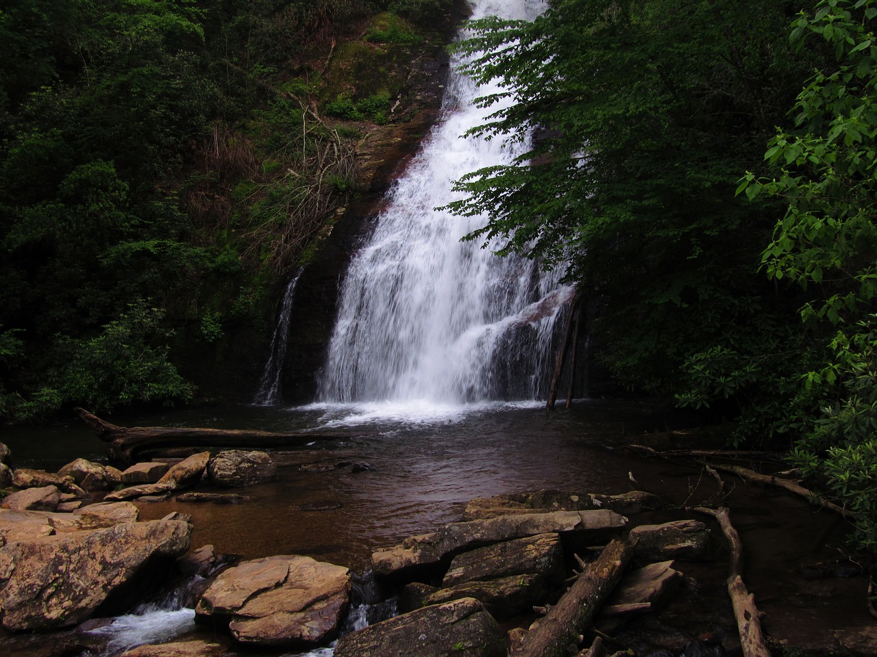 waterfall scenic nature free photo