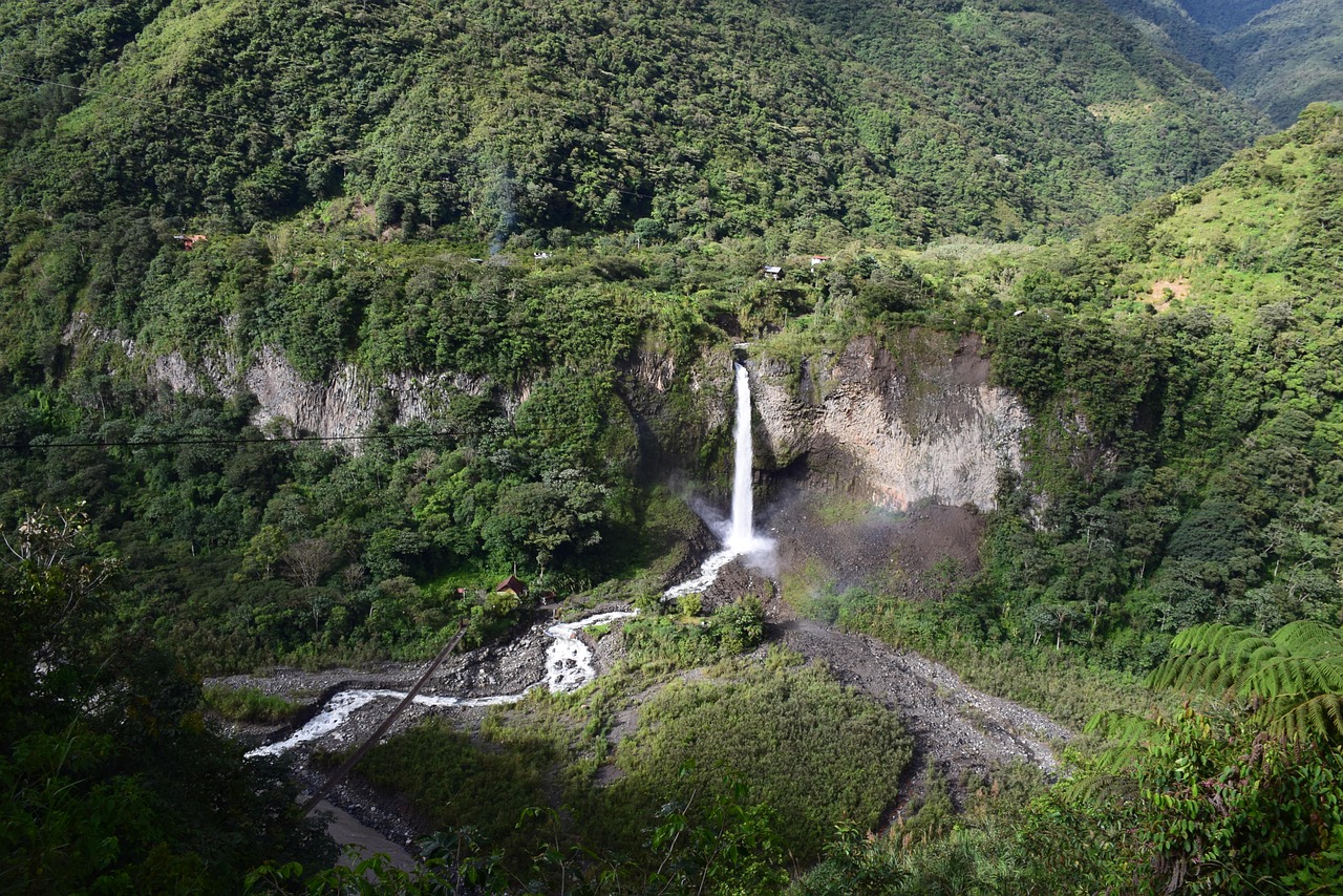 waterfall  cascada  nature free photo