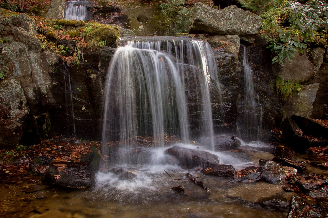 waterfall  water  rocks free photo