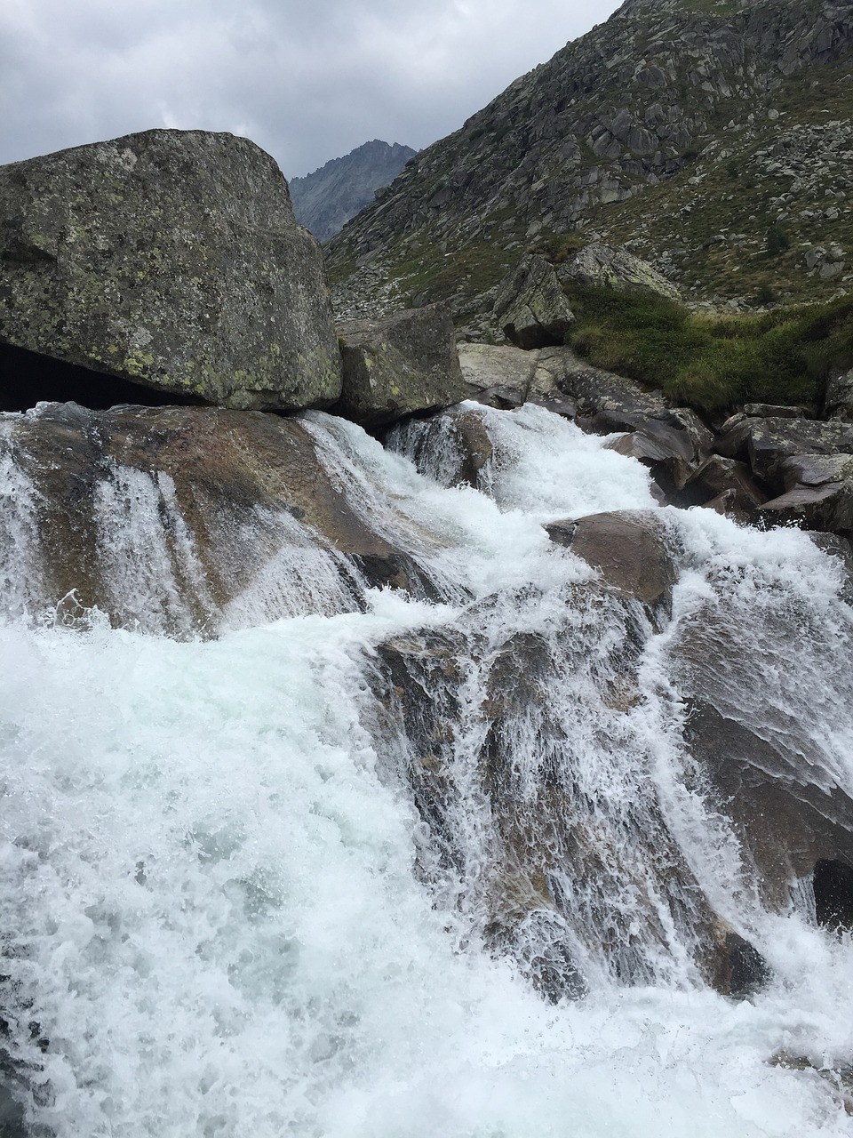 waterfall  water  mountain free photo