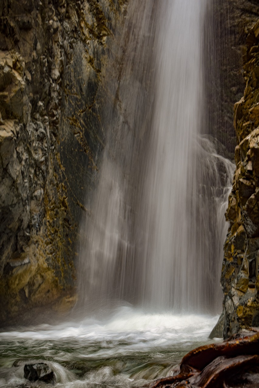 waterfall  water  nature free photo