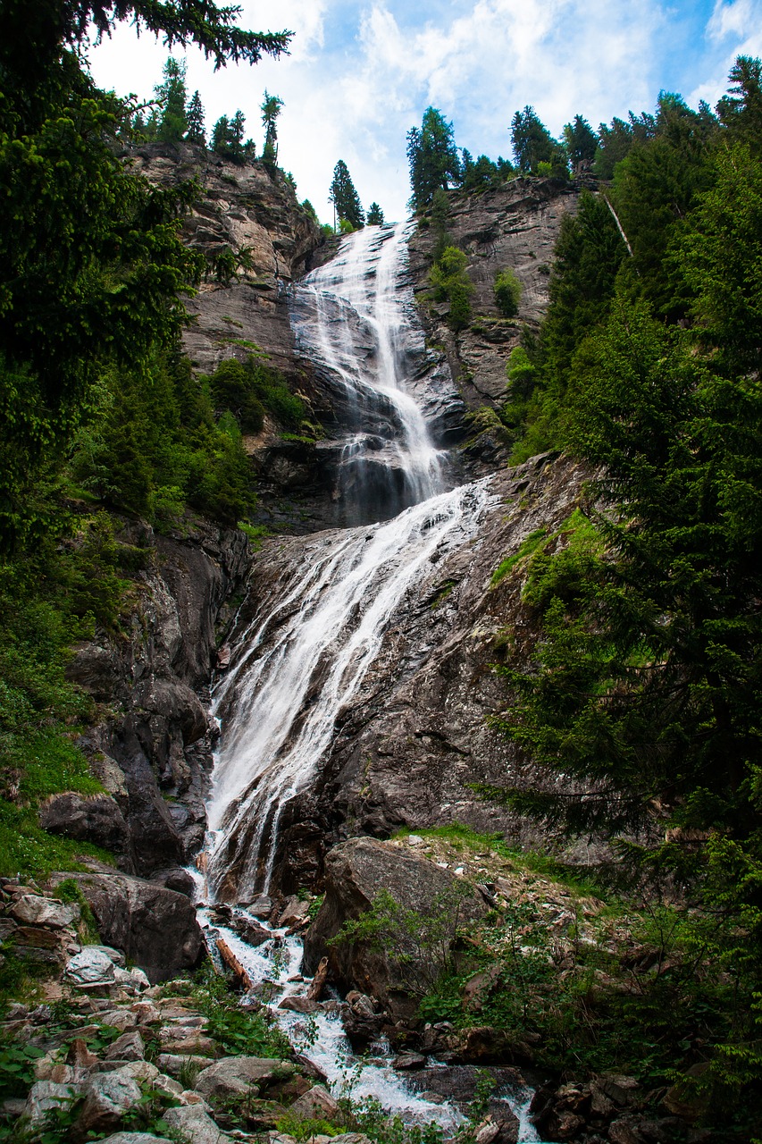 waterfall  water  nature free photo