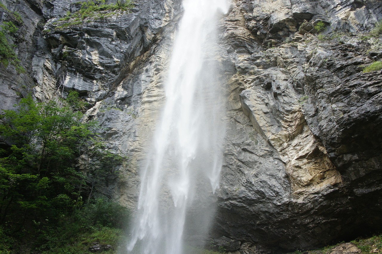 waterfall aschau lap tray free photo