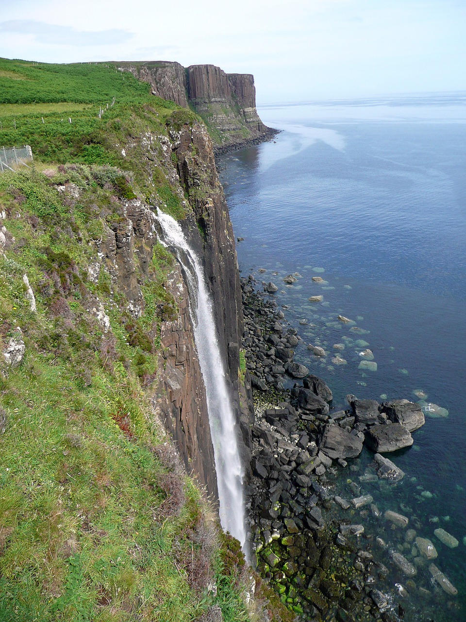 waterfall scotland kilt rock waterfall free photo