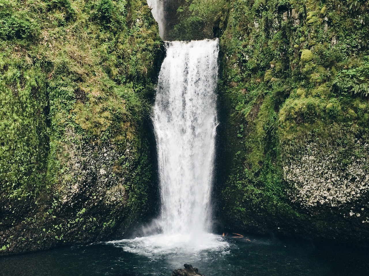 waterfall cascade flow free photo