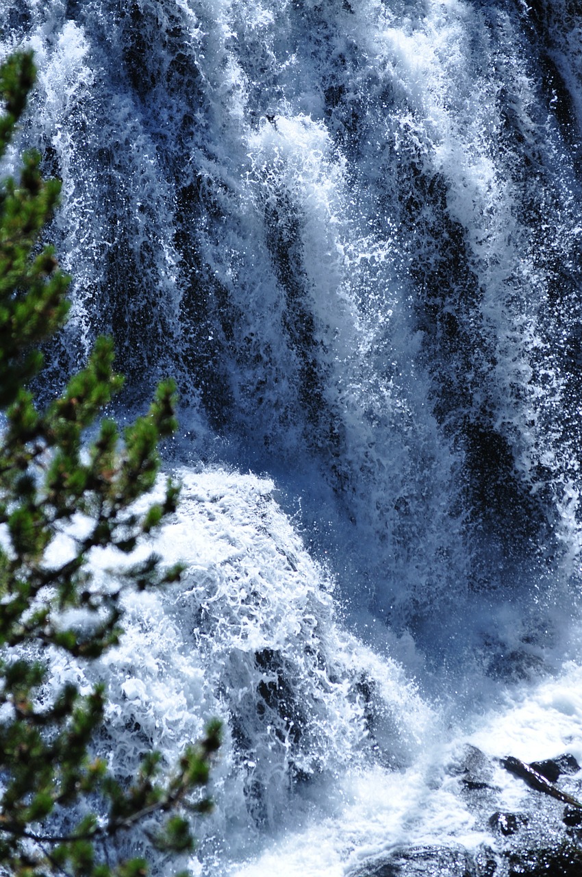 waterfall yellowstone national free photo