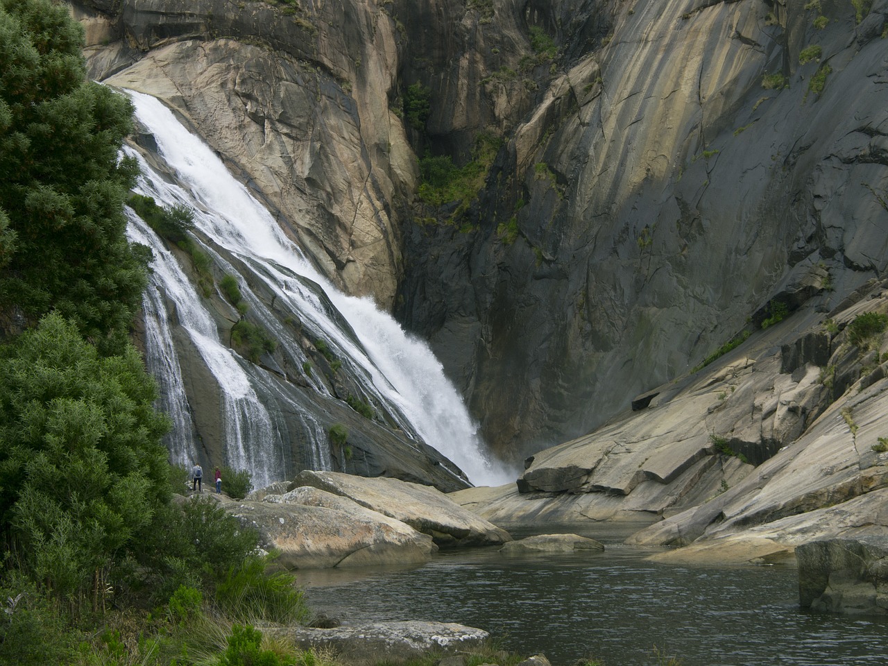 waterfall rocks river free photo