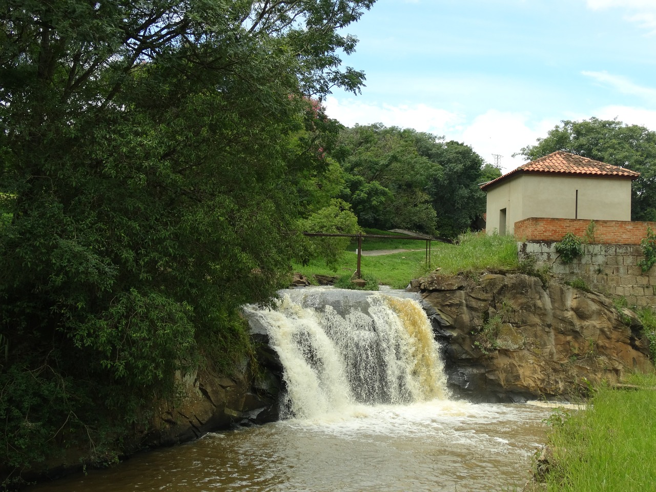 waterfall farm ipanema free photo