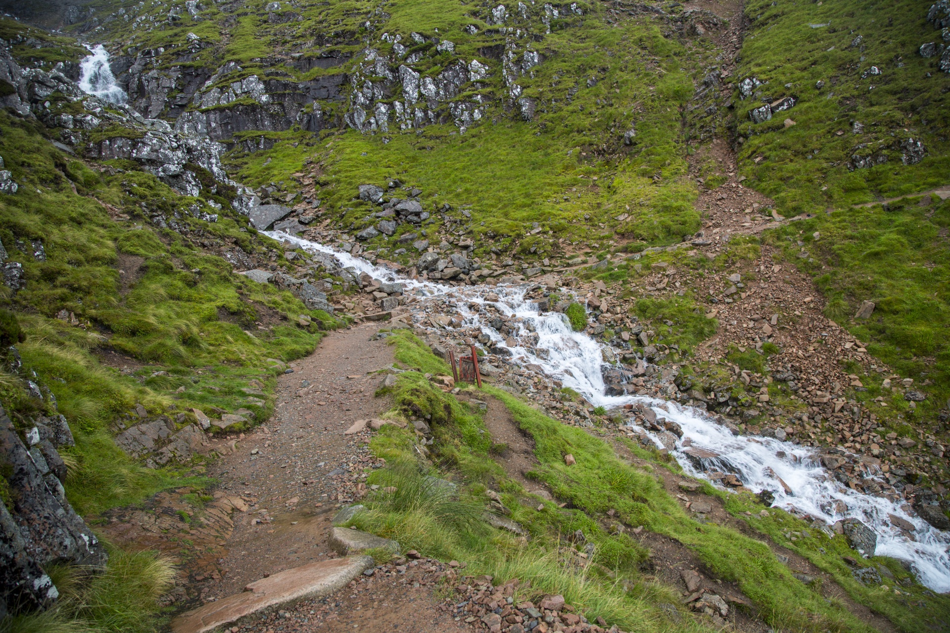 ben scotland fog free photo