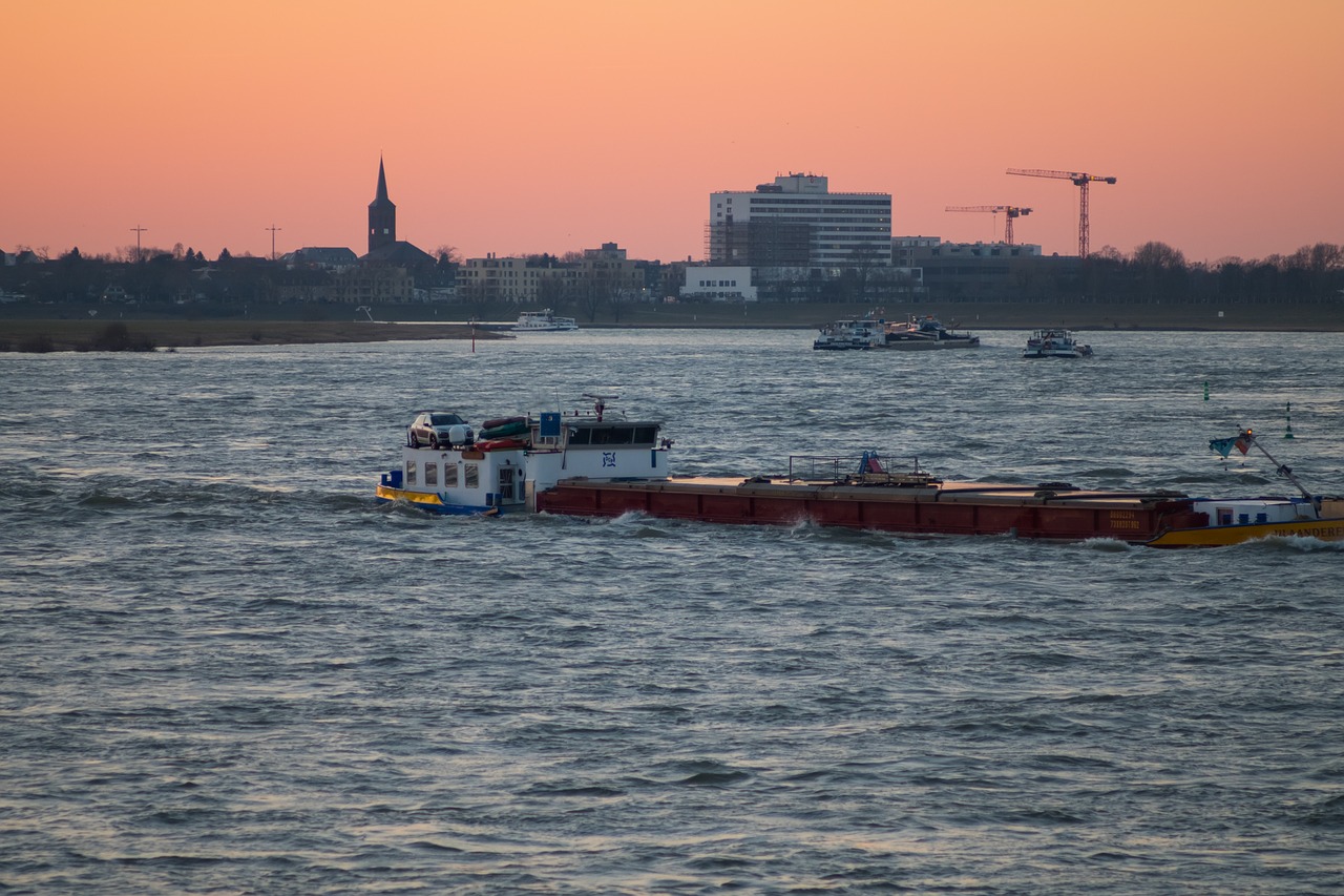 waters ship sea free photo