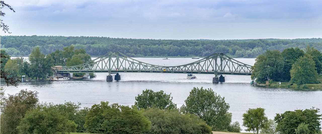 waters  bridge  nature free photo