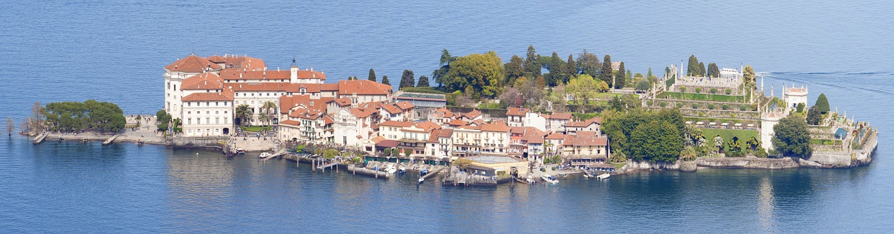 waters  lago maggiore  islands free photo