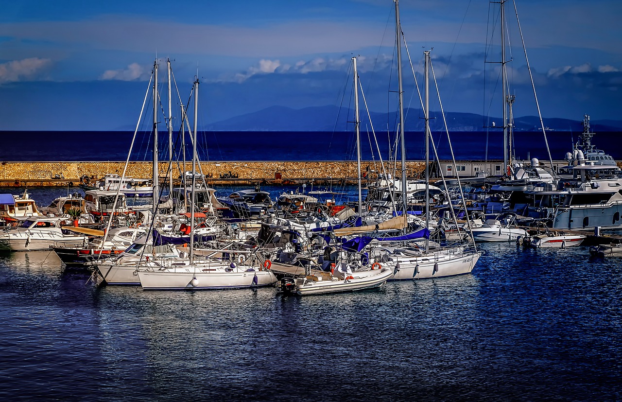 waters  boats  travel free photo