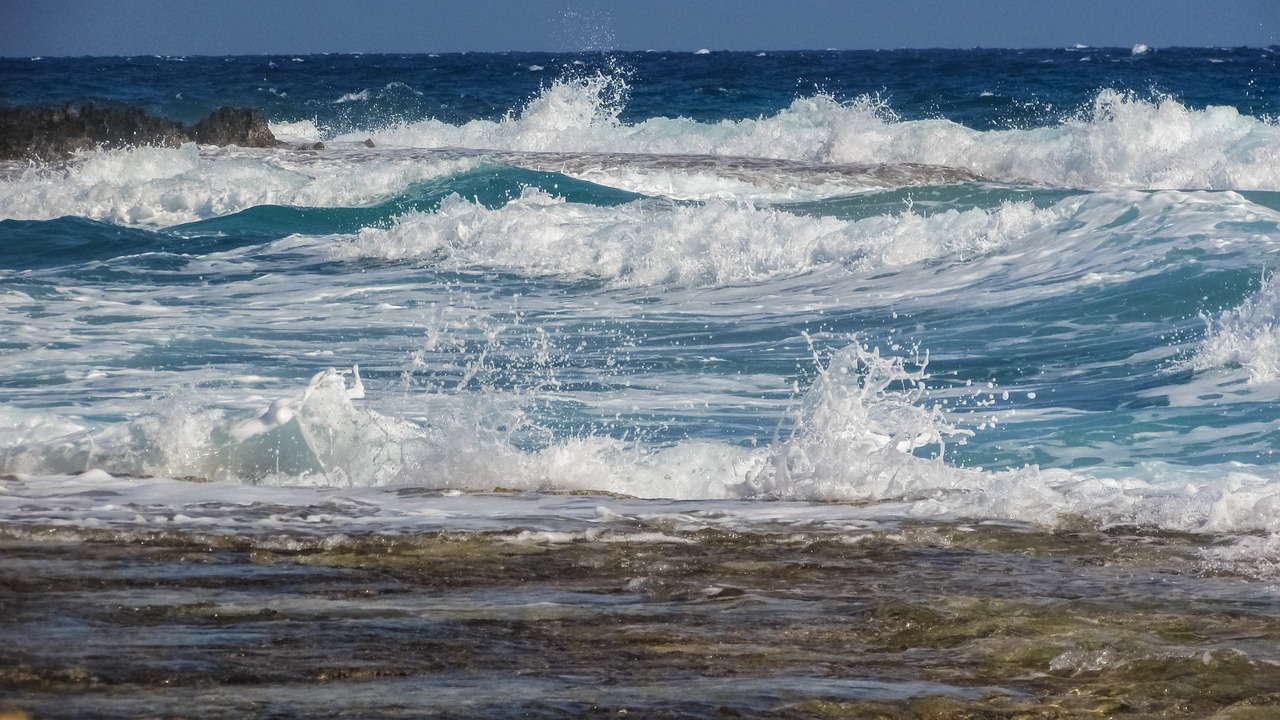 wave bubbles foam free photo