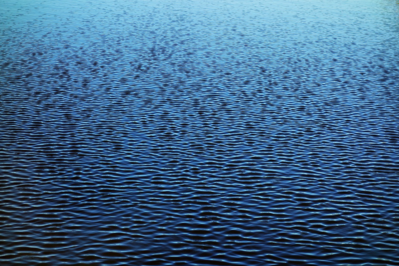 wave ripple water free photo