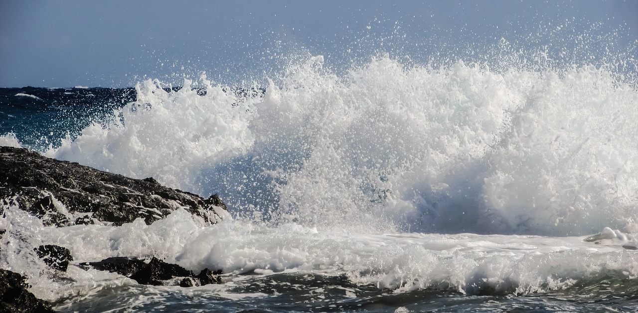 wave smashing explosion free photo